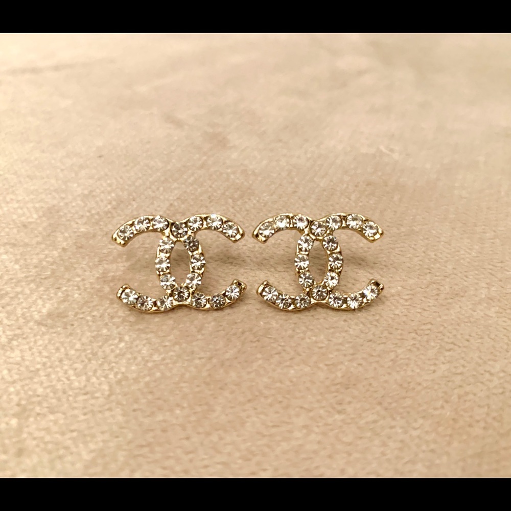 Fashion earrings